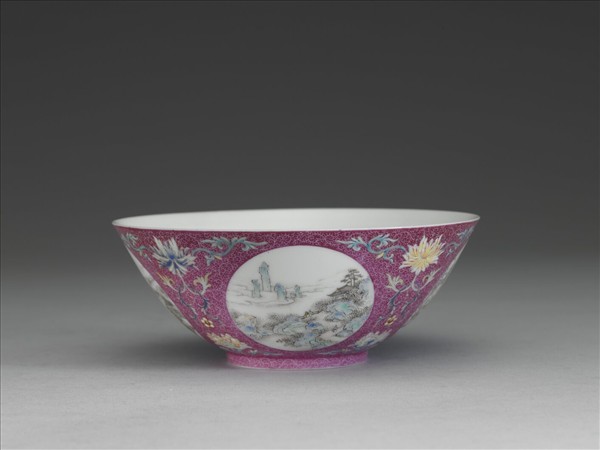 洋彩紅錦地開光山水圖碗