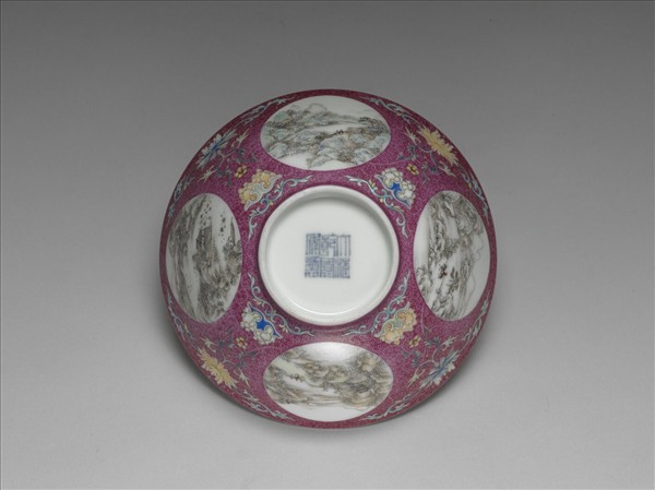 洋彩紅錦地開光山水圖碗