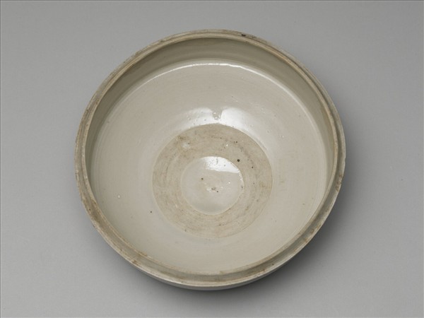 定窯 劃花萱花盒