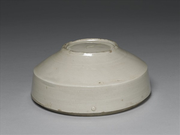 定窯 劃花萱花盒