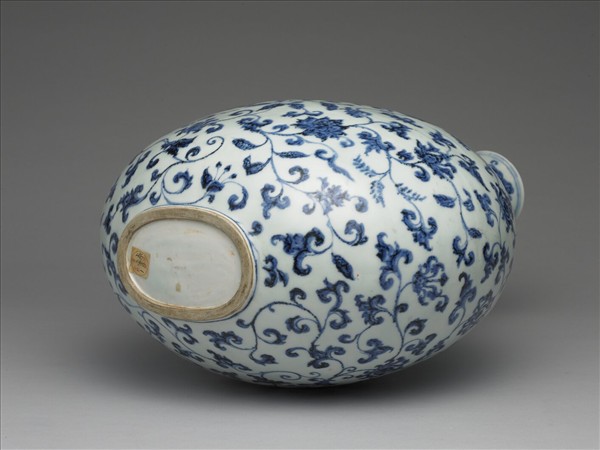 青花花卉紋扁壺