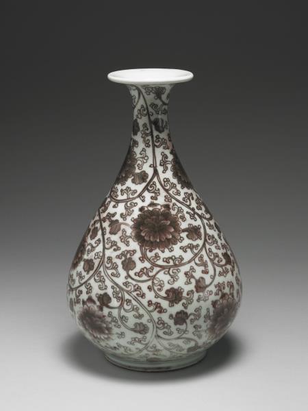 釉裡紅番蓮紋玉壺春瓶