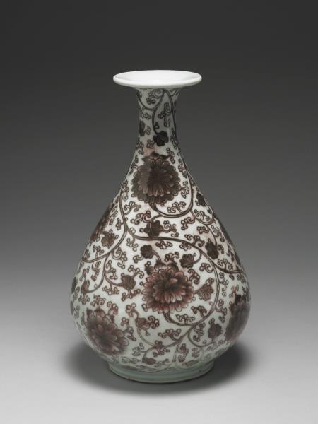 釉裡紅番蓮紋玉壺春瓶