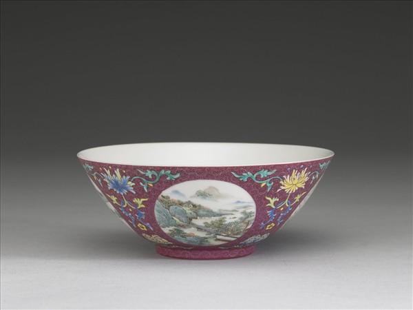 洋彩紅錦地開光山水圖碗