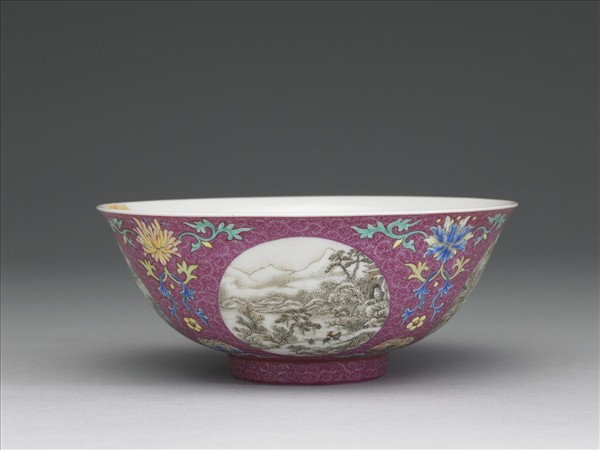 洋彩紅錦地開光山水圖碗