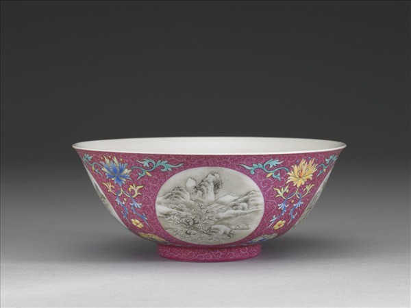 洋彩紅錦地開光山水圖碗