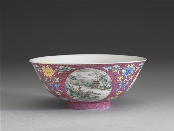 洋彩紅錦地開光山水圖碗