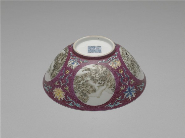 洋彩紅錦地開光山水圖碗