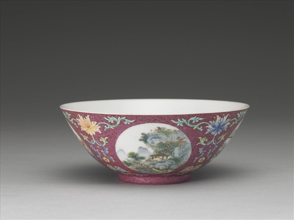 洋彩紅錦地開光山水圖碗