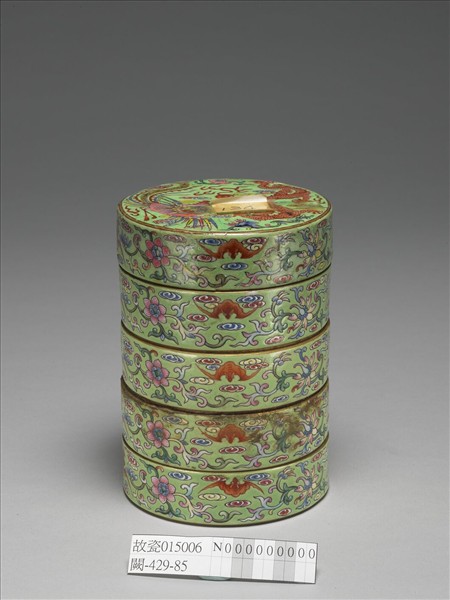 粉彩龍鳳五層套盒