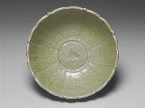 處州窯 蔥翠青蓮花式大碗