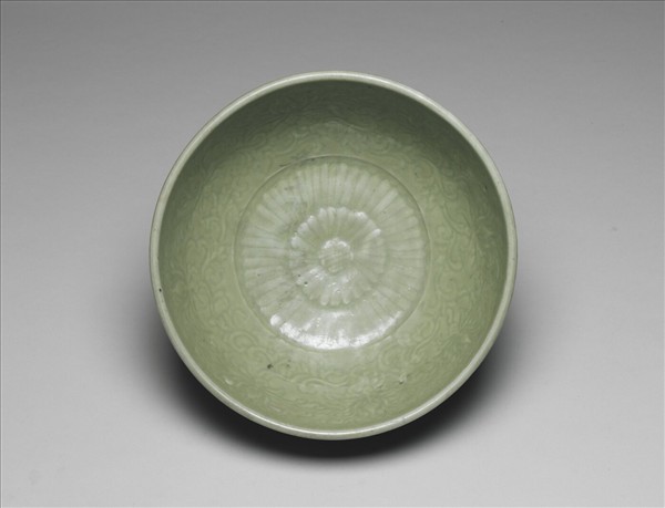 處州窯 翠青番蓮大碗