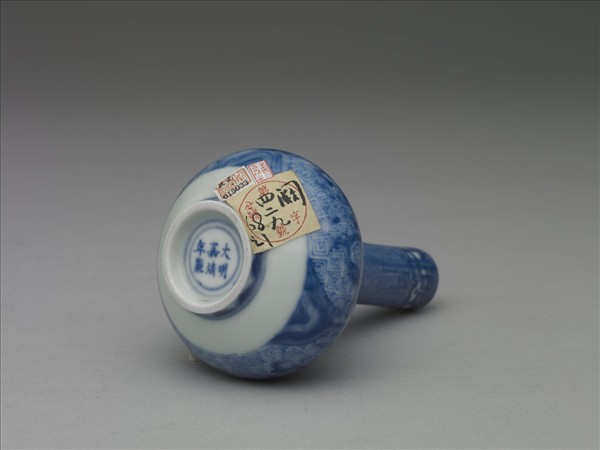 青花夔龍錐把瓶