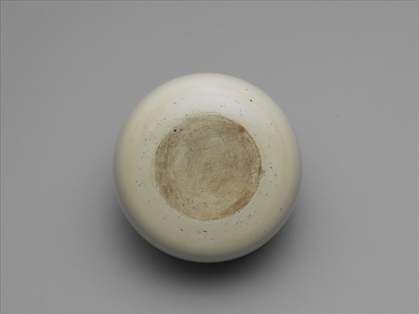 彭窯 牙白劃花雙魚洗