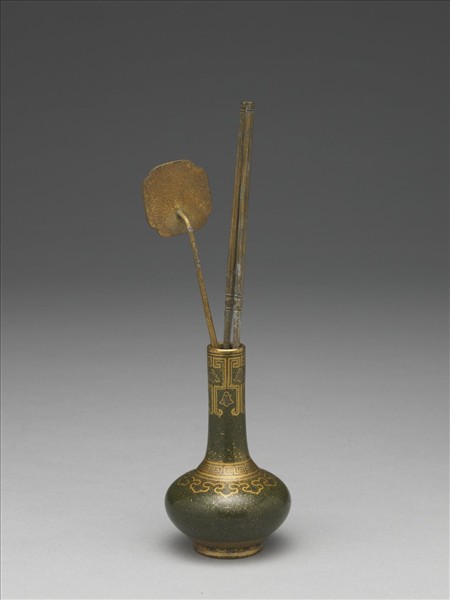 茶葉末釉描金銀瓶