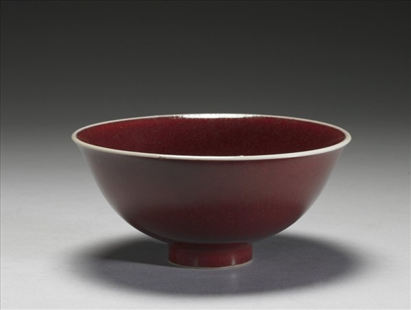 霽紅釉碗