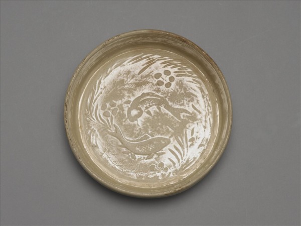 吉州窯 米色釉碎片雙魚洗