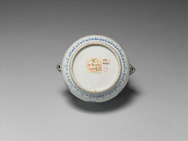 青花夔龍團花簋式爐