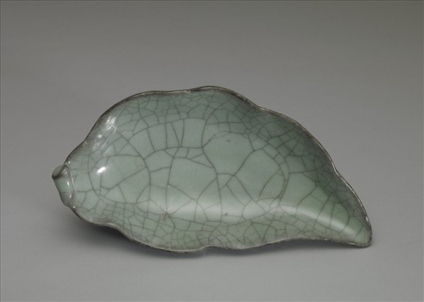 青瓷葉形洗
