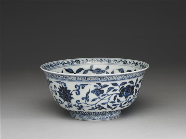 青花四季花卉紋碗