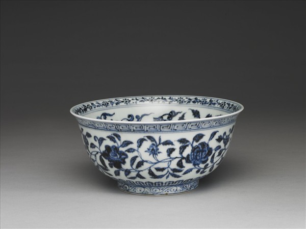 青花四季花卉紋碗