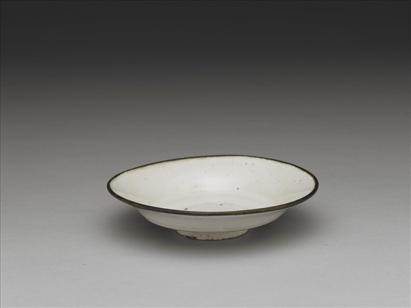 霍州窯 白瓷折腰碟