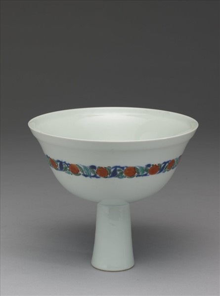 五彩花鳥紋高足蓋碗