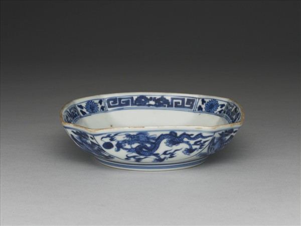 青花龍鳳八方盤