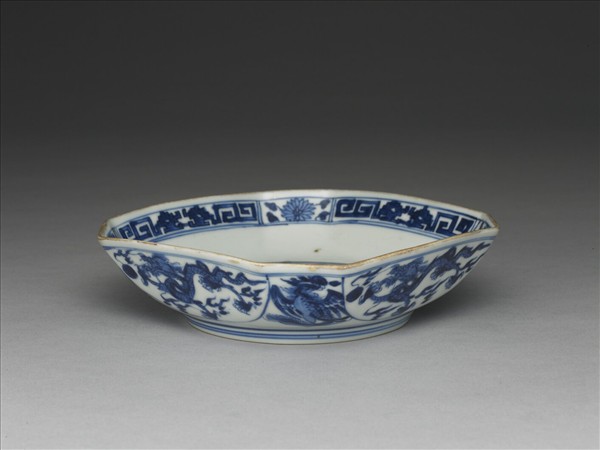 青花龍鳳八方盤