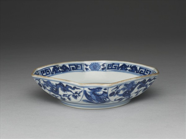 青花龍鳳八方盤