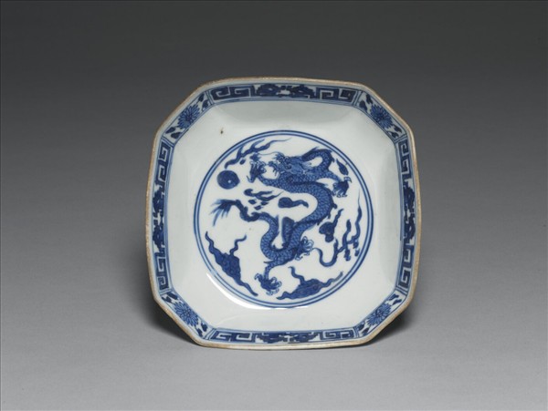 青花龍鳳八方盤