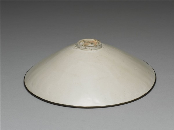 定窯 白瓷印花鳳凰牡丹紋碗