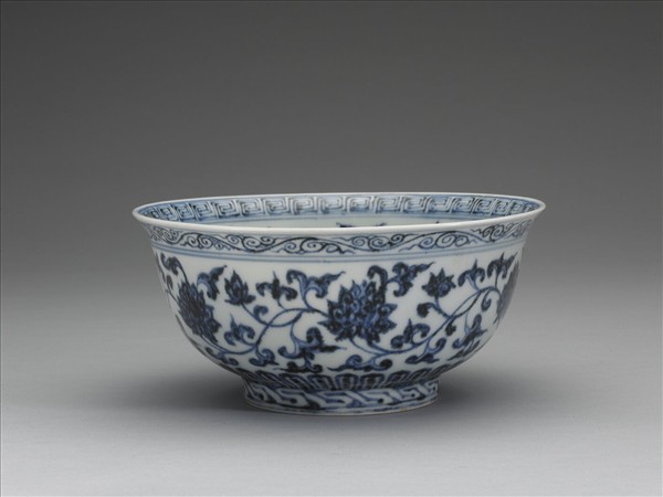 青花四季花卉紋碗