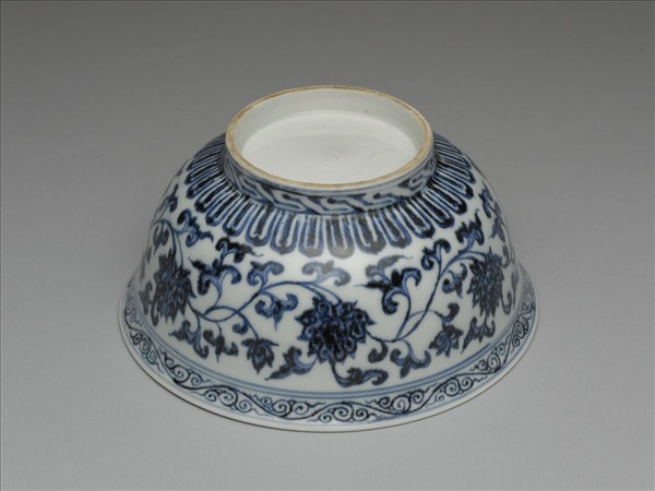 青花四季花卉紋碗