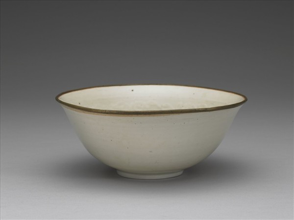 湘湖窯 青白瓷印花花卉紋碗