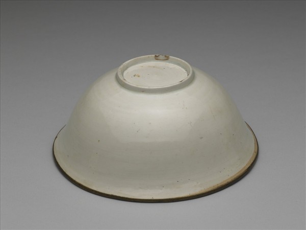 湘湖窯 青白瓷印花花卉紋碗