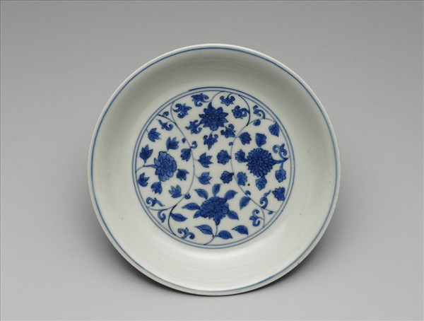 青花靈芝花卉紋盤