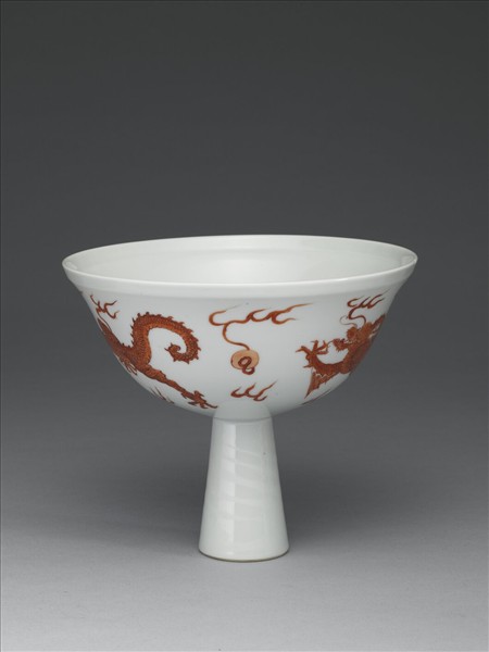 白瓷描紅雙龍紋高足蓋碗