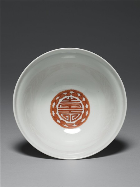 白瓷描紅雙龍紋高足蓋碗