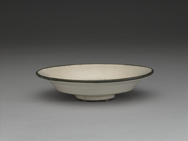 霍州窯 白瓷折腰碟