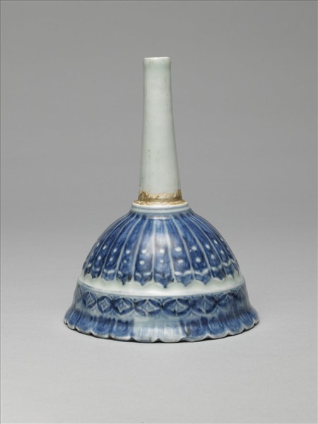 青花番蓮漏斗