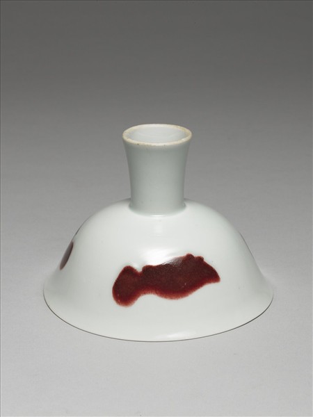 釉裡紅三魚紋高足碗