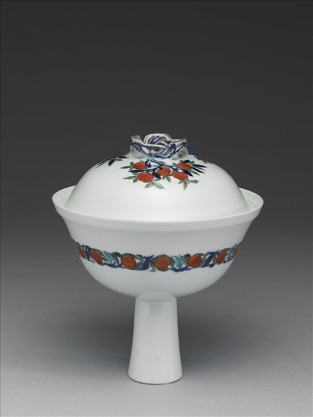 五彩花鳥紋高足蓋碗