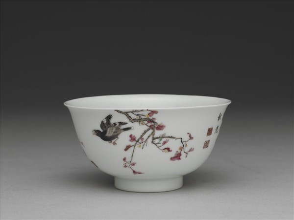 琺瑯彩紅葉八哥茶碗