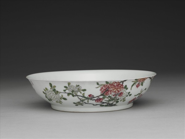 琺瑯彩海棠繡球花紋盤