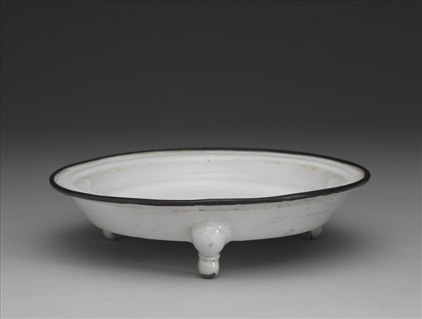 霍州窯 白瓷三足盤