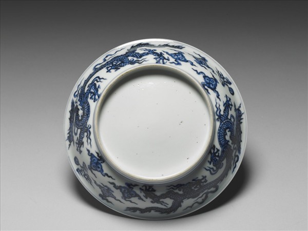 青花雙龍戲珠紋碗