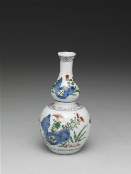 五彩花卉紋葫蘆瓶