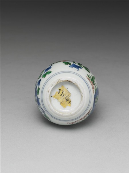 五彩花卉紋葫蘆瓶