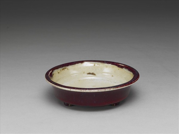 紅釉盆托